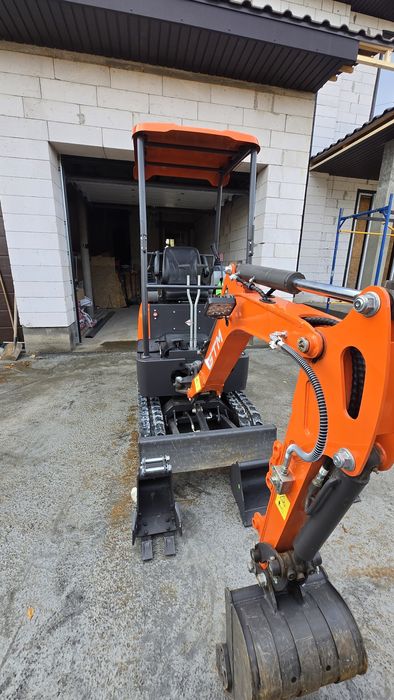 Мініекскаватор GTM 1200