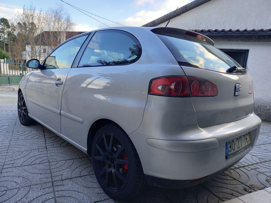 Seat ibiza 6L 1.9 tdi 5 Lugares