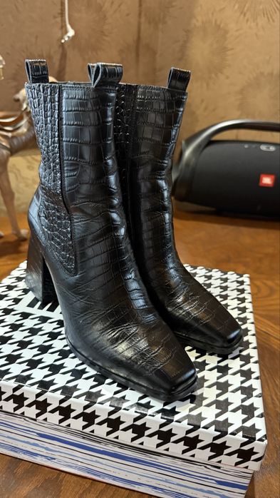 Ботильйони miraton натуральна шкіра 37