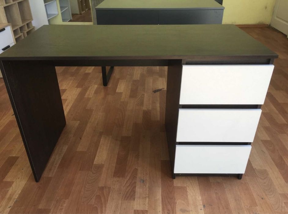 Стіл Новий письмовий офісний компютерний Стол письменный для навчання