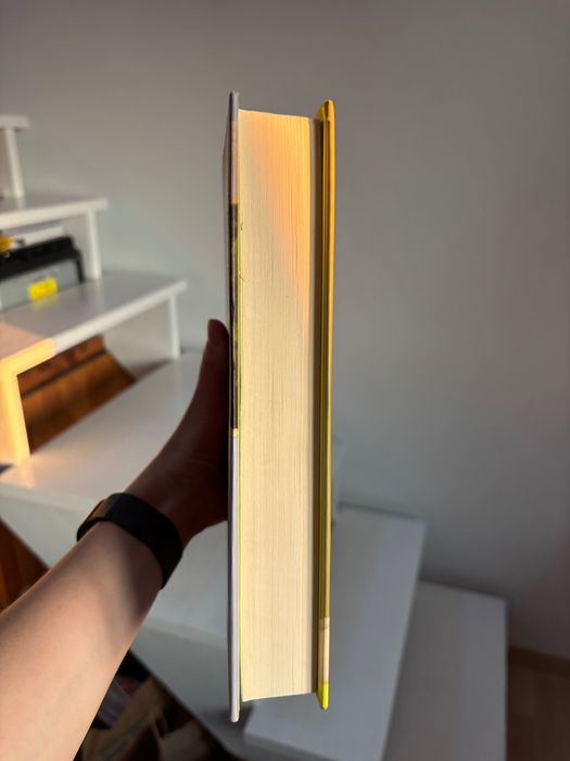 Book in English “Yesteryear” by Caro Claire Burke