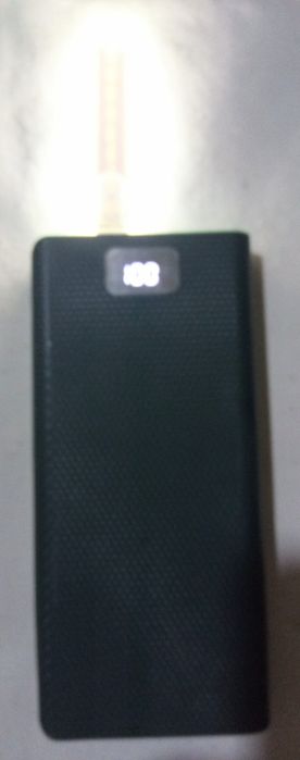 Павербанк на  20000 mA/h з Ліхтариком і USB зарядженням