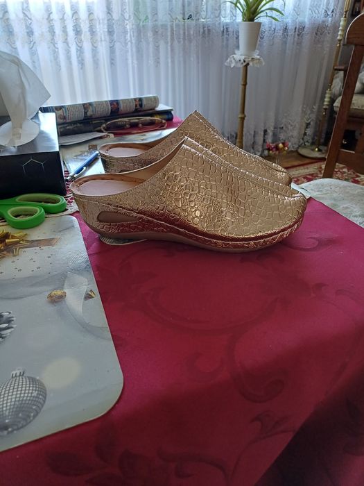 Klapki damskie nowe skóra ekologiczna
