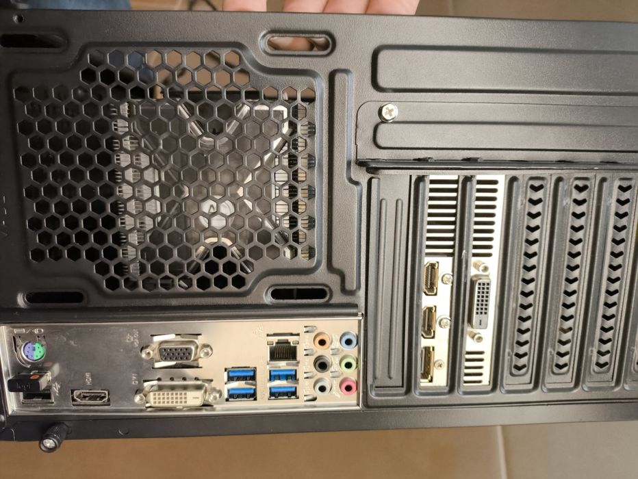 Torre pc gamer intel i5/ geforce gtx / 16gb ram