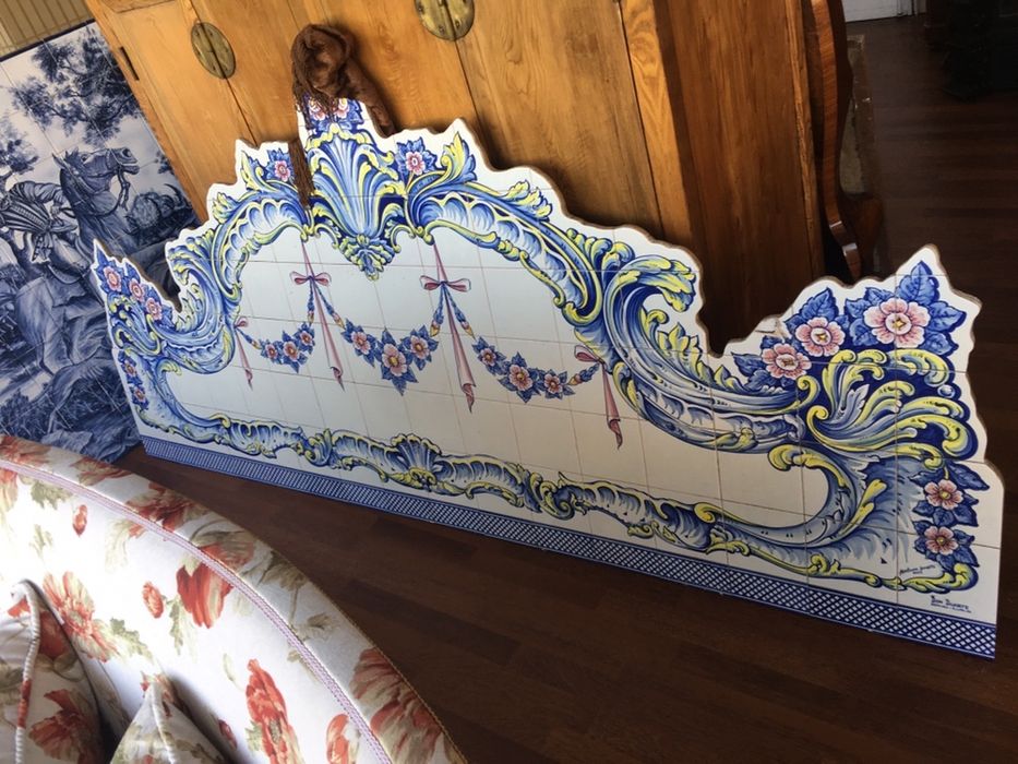 Magnífico painel de Azuleijos , pintado á mão, assinado