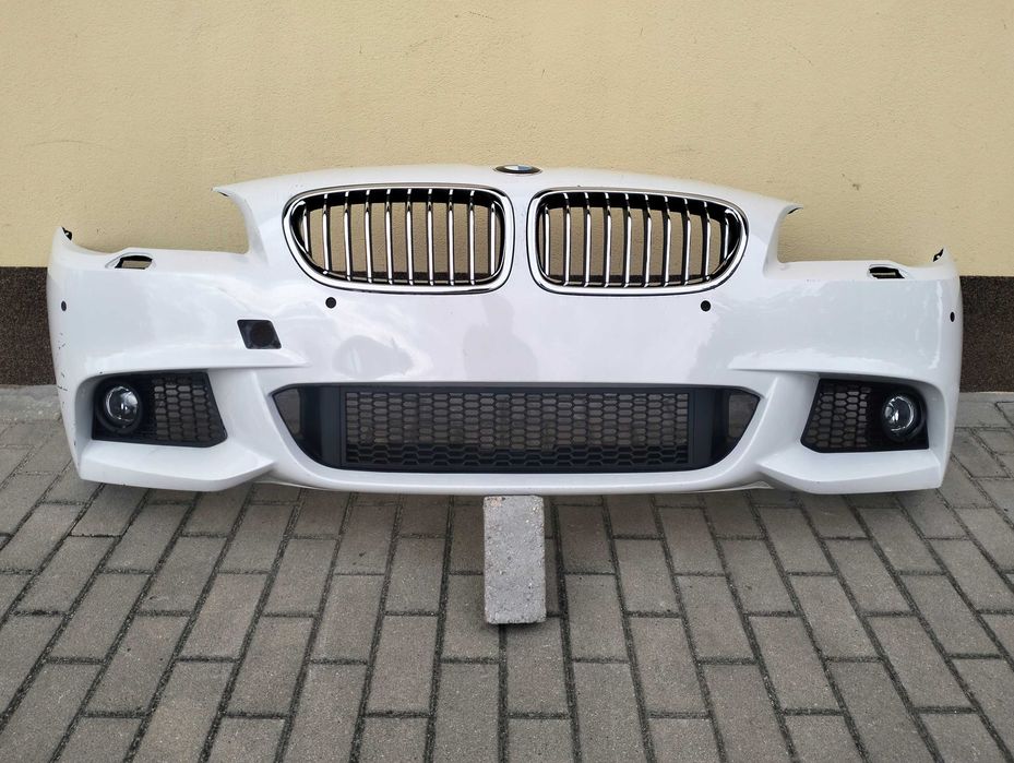 BMW 5 F10 F11 бампер рест дорест