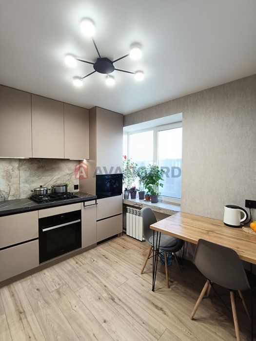 Продам 3к квартиру новейший ремонт Покровский/Красный Камень/Парус