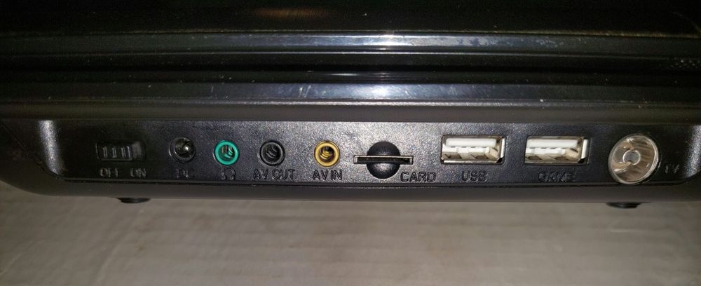 Портативний DVD Opera "11"резерв до 10.03.