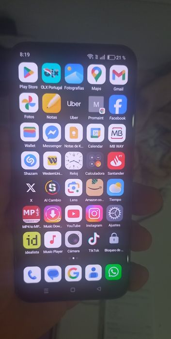 Estou vendendo um OPPO Reno 14 fs 5g com 12GB de RAM e 512MB