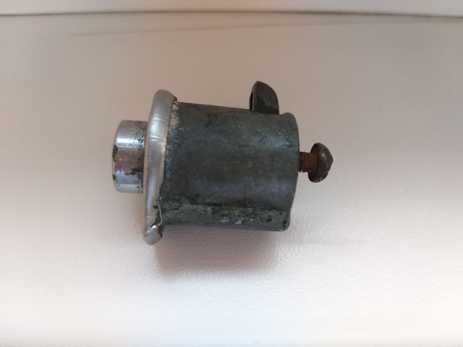 Кнопка открытия бардачка. ГАЗ-21.