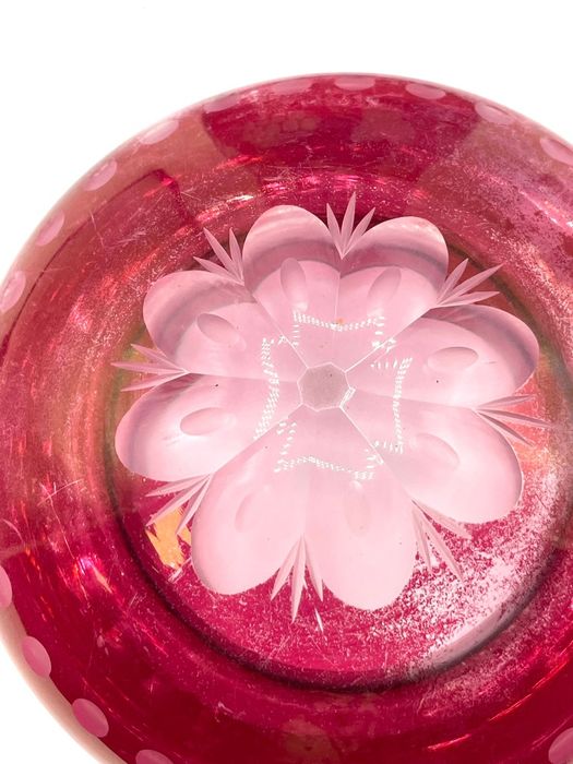 Bomboneira Cogumelo em vidro pintado e lapidado