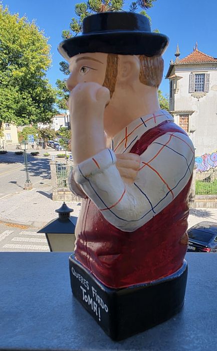 Estatua Zé Povinho