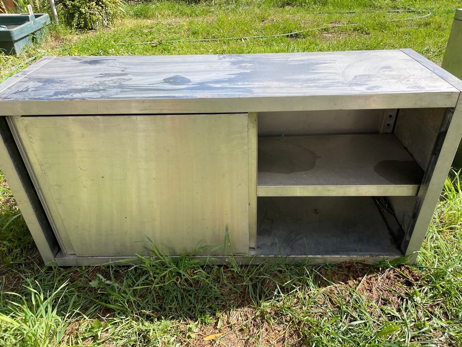 Prateleira e Armários de Inox Restauração