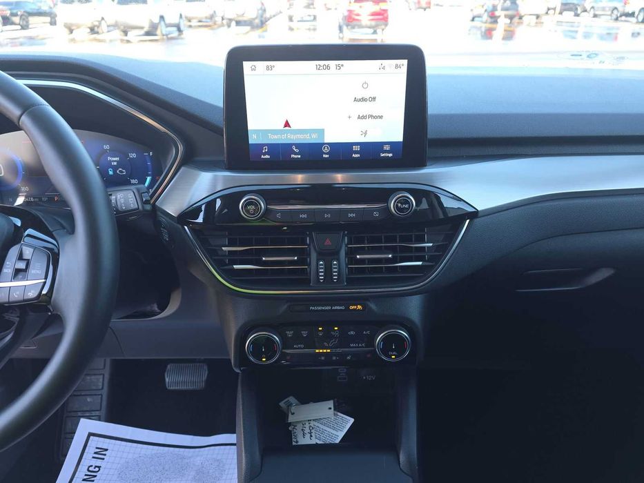 2022 Ford Escape Hybrid Titanium
