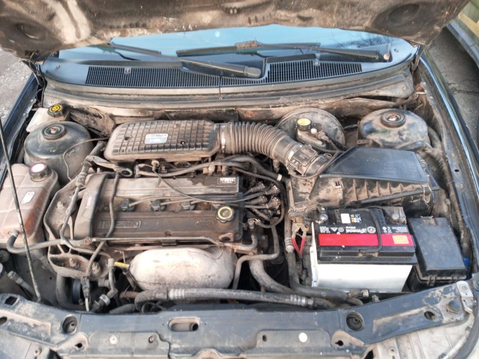 ford Mondeo 1.8 benzun на титанах