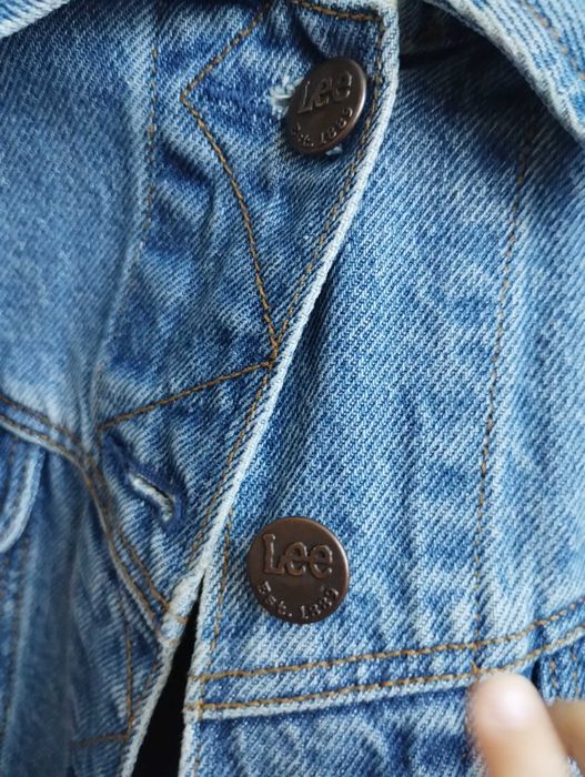 Джинсова куртка відомого бренду Lee