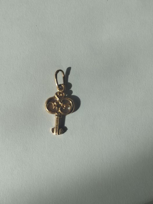 Кулон золотой ключик 583 проба как новый