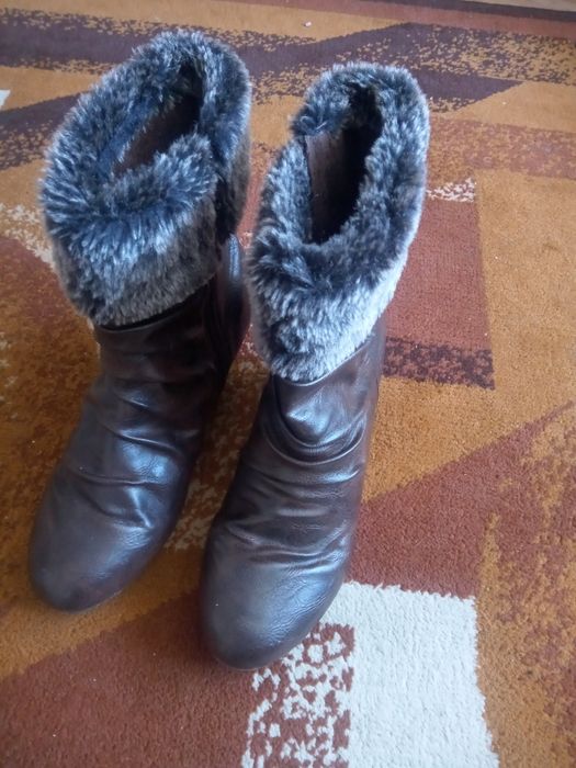 Buty damskie modne rozmiar 38 wkładki 24 cm