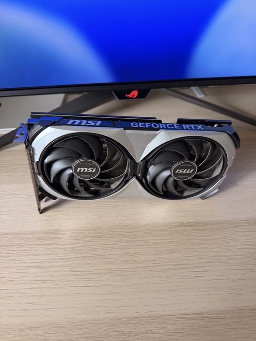 Placa Grafica RTX 4070 Super