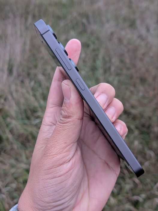 Samsung s24 fe (8/256 официальная глобальная версия как новый камерафо