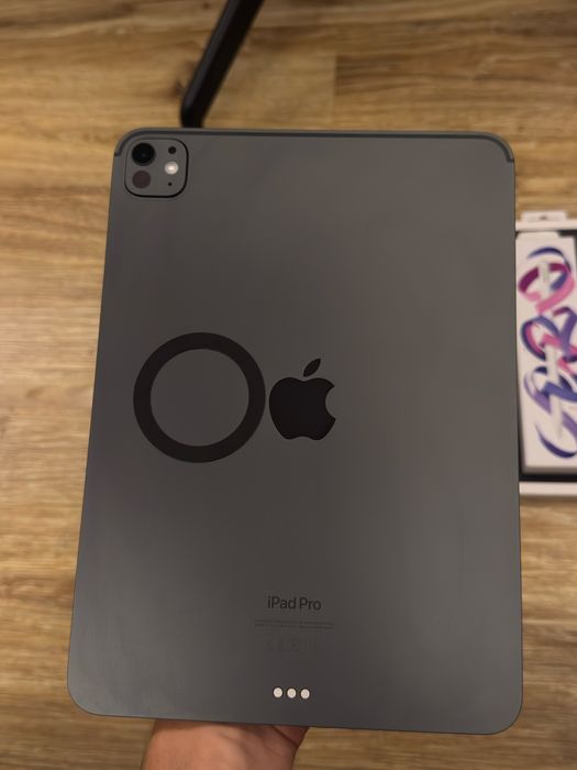 iPad Pro 11” M4 256GB Apple Pencil Pro Smart Folio czarne FUTERAŁ