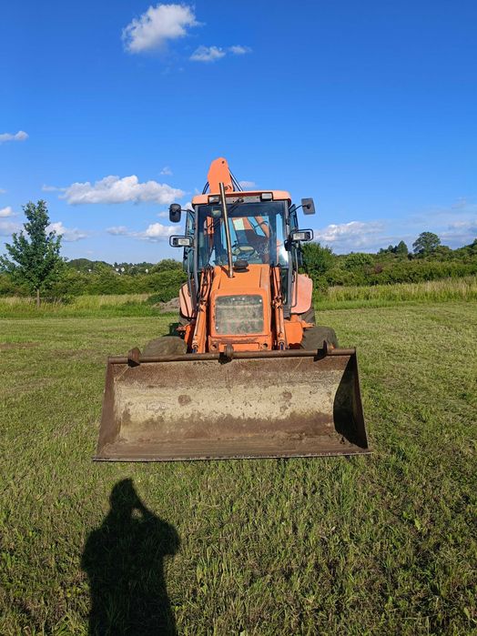 Koparko ładowarka Hitachi FB 100
