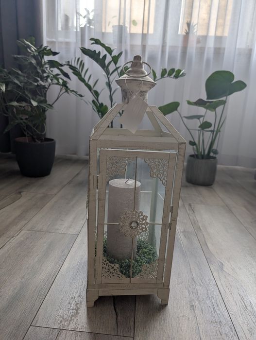Lampion dekoracyjny ze świecą