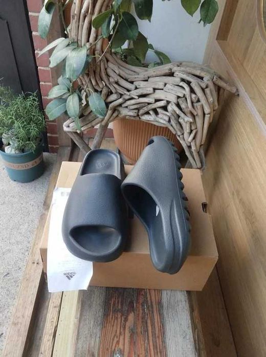 adidas Yeezy Slide Onyx R.39