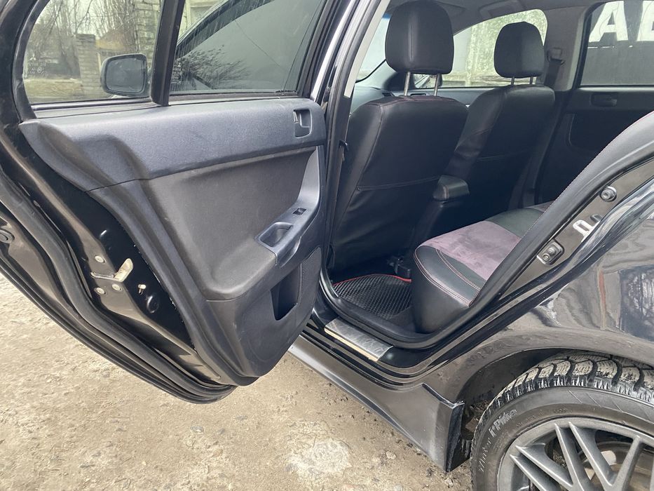 Продам Mitsubishi lancer X