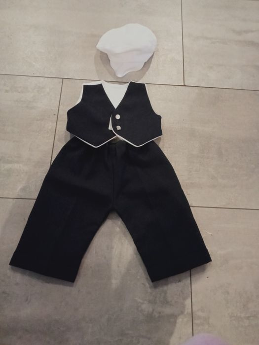 Ubranko dla chłopca z czapeczką