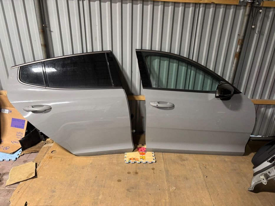 Drzwi przednie Kia Stinger   Lewe, kolor C4S