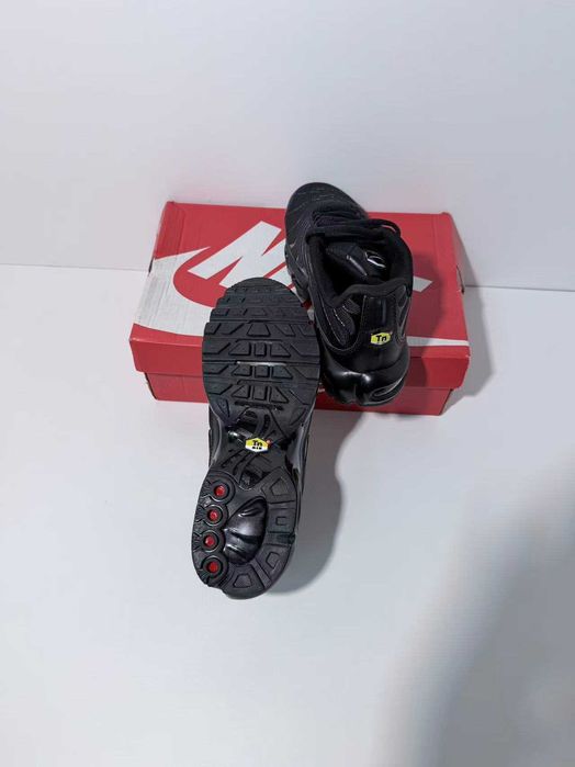 Nike TN Air Max Plus Black R.37,5