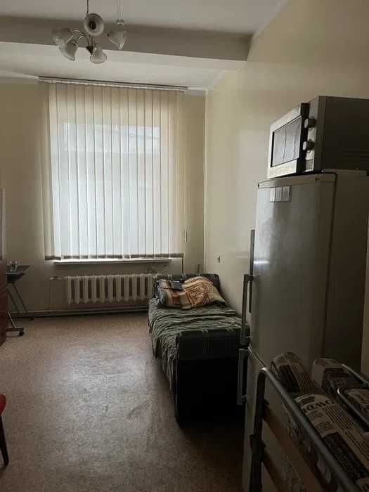 комн. в коммуне в центре города