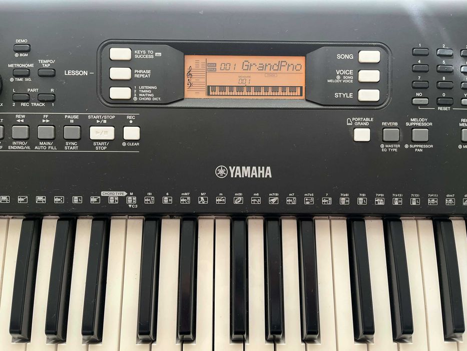 Keyboard / organy Yamaha PSR-E363 + statyw