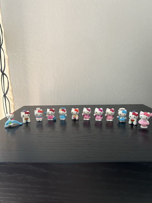 Vendo conjuto de bonecos fantasminhas que brilham no escuro.