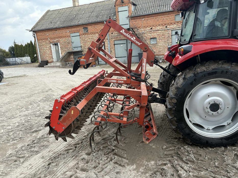 Agregat uprawowo siewny