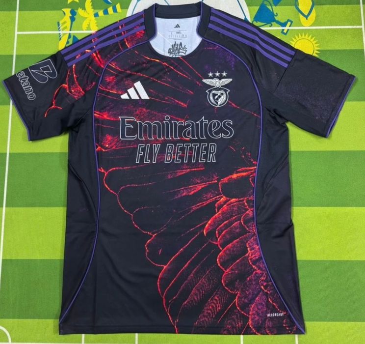 Camisola Benfica edição limitada