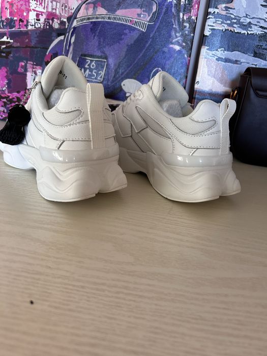 Кросівки весна літо натуральна шкіра кроси