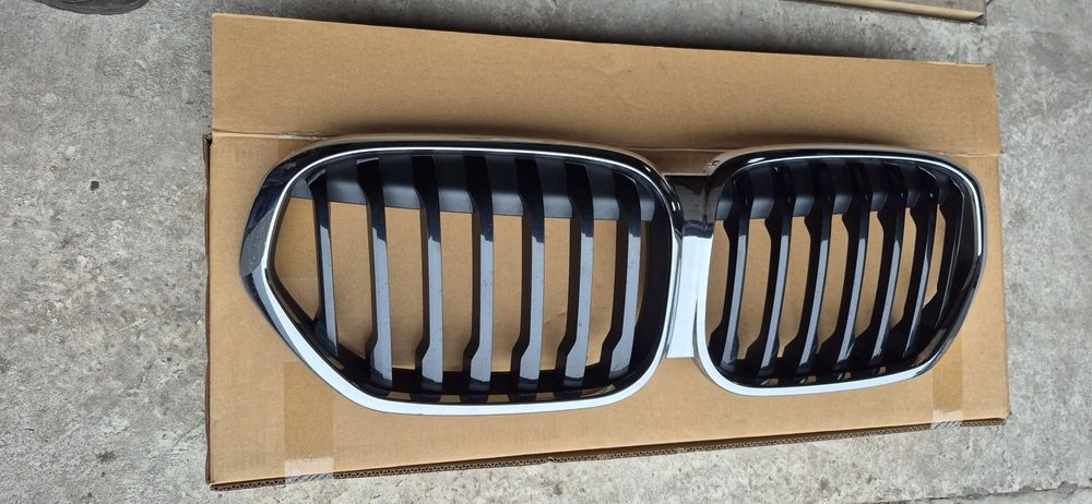 Решітка BMW X1 F48 F49 решітка радіатора ноздри ніздрі решетка бмв