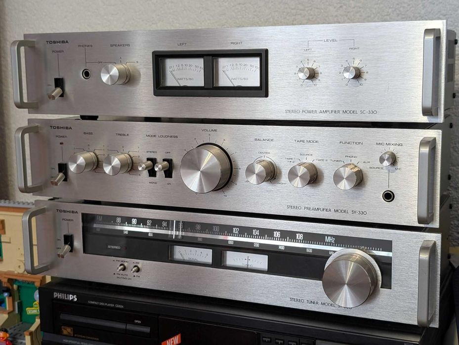 Zestaw Audio TOSHIBA, trzy segmenty  - stan kolekcjonerski