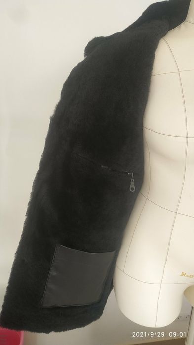 Чоловіча шкіряна куртка