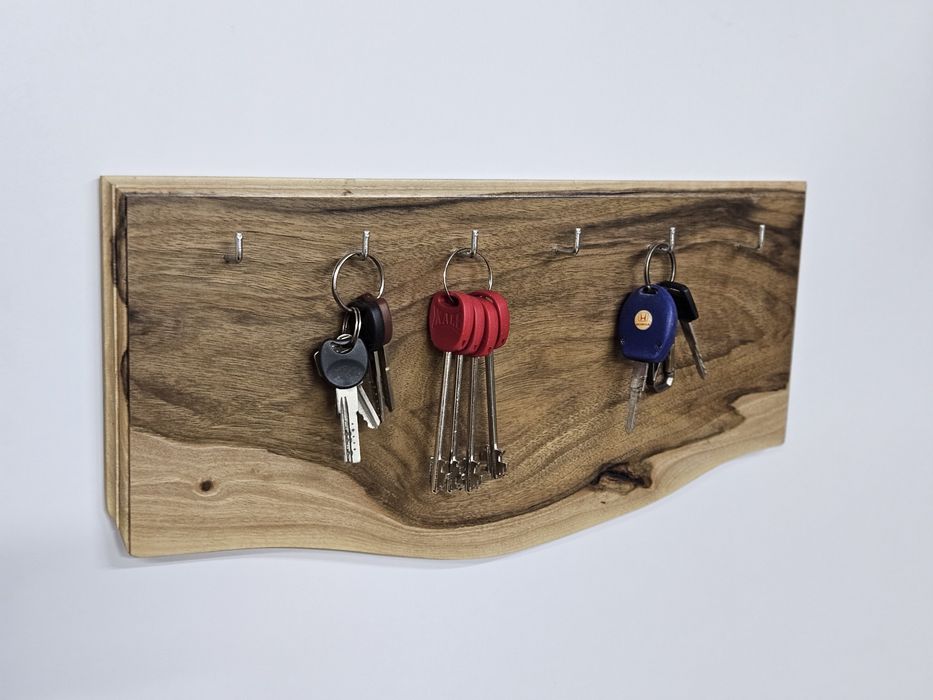 Ключниця. Вішалка для ключів.