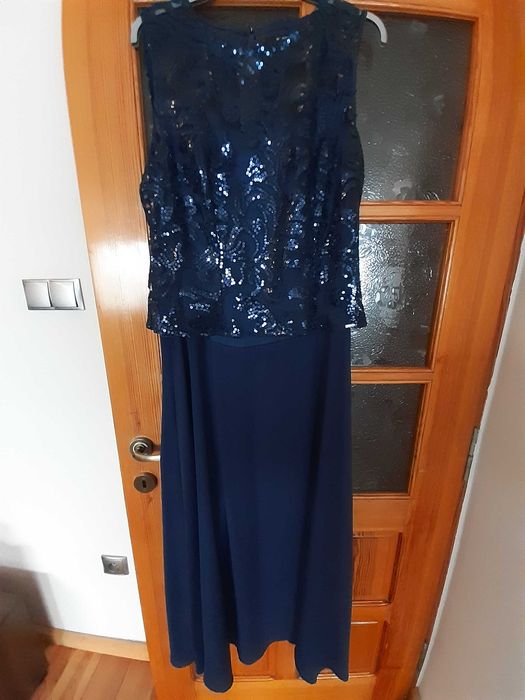Suknia wieczorowa niebieska