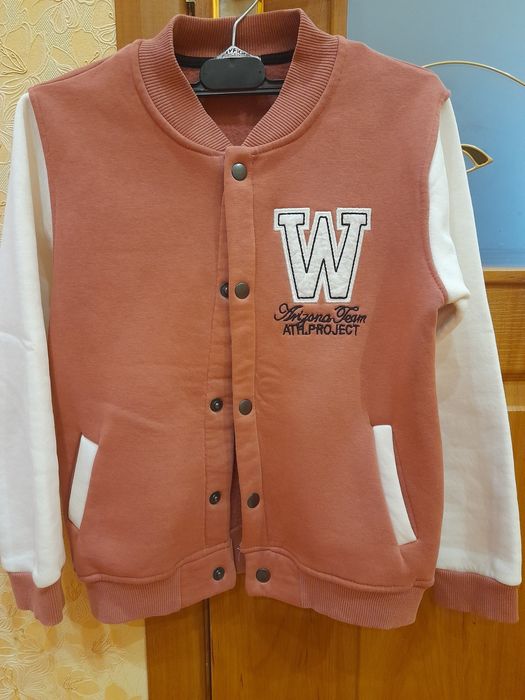 Продається  бомбер