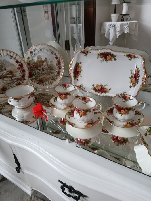 serviços chá/café  e outros Royal Albert