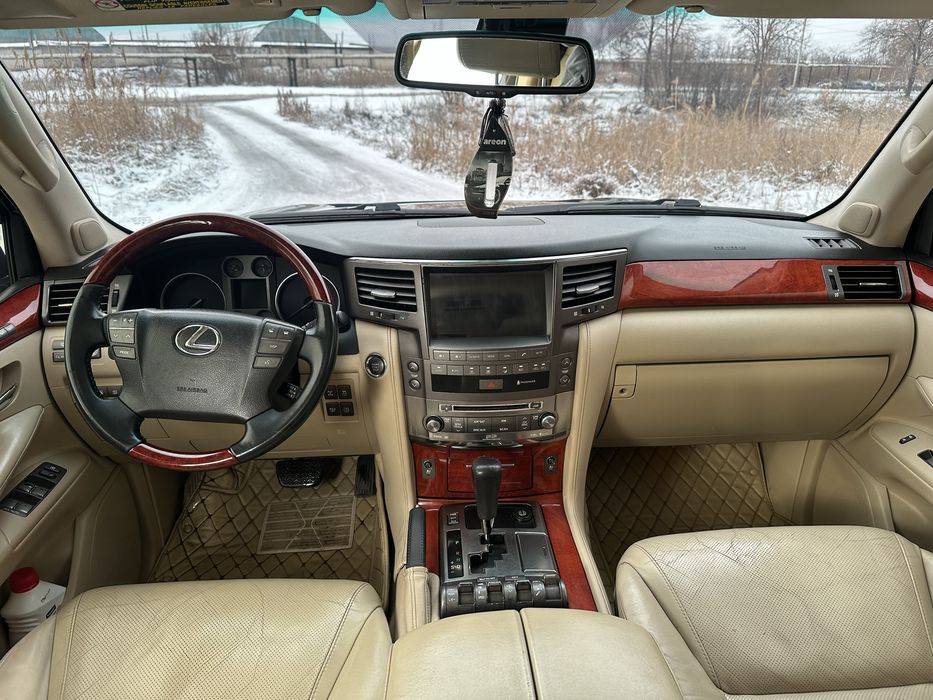 Продам Lexus lx 570