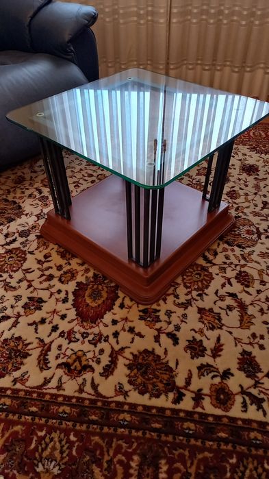 Mesa Centro Decorativa Quadrada Tampo Vidro