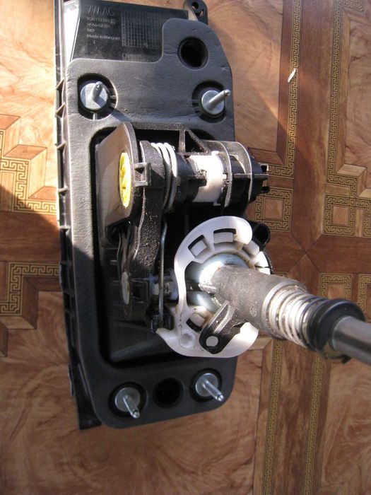 механизм переключения передач 5q0 711 049 ap gs15  (  VAG)