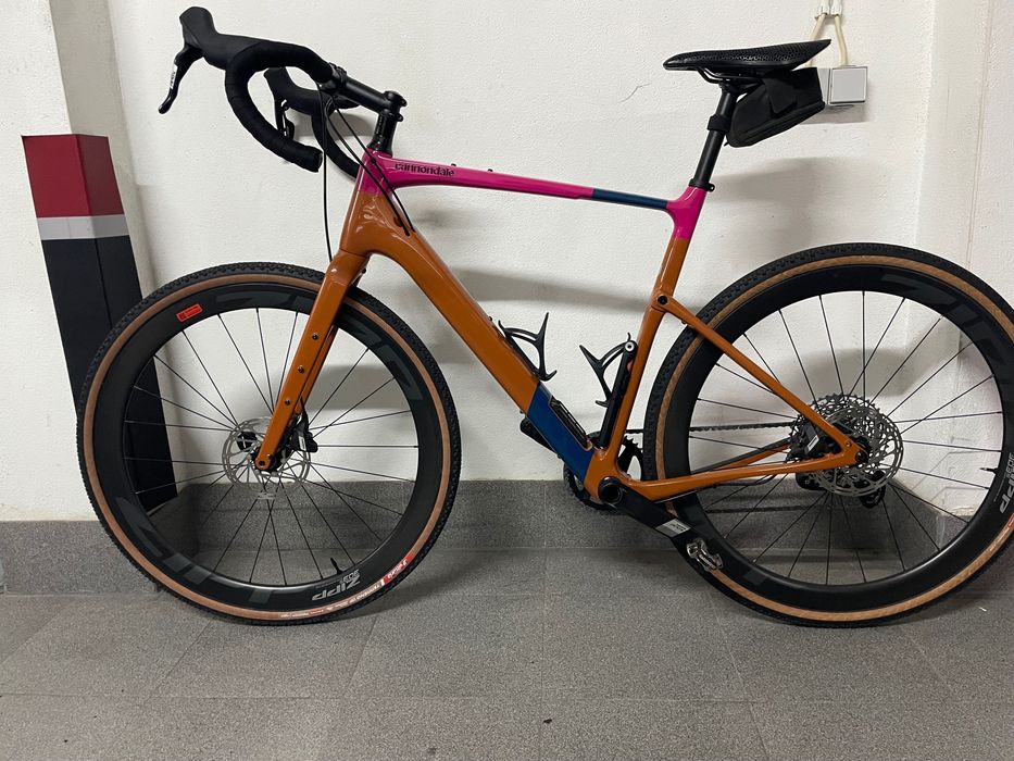 Bicicleta gravel  cannondale topstone Carbon apex 1 2025