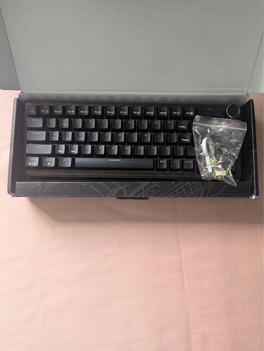 Ajazz ak 690.